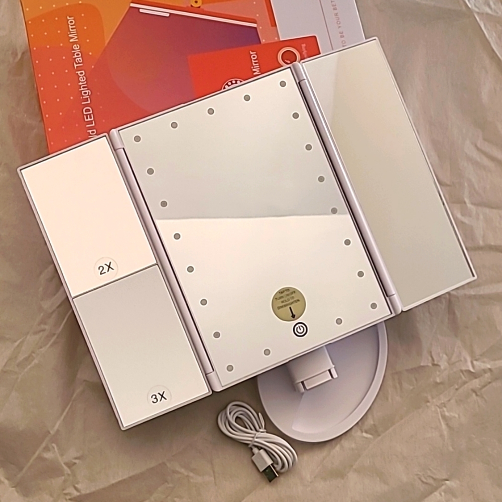Tri-Fold LED Lighted Table Mirror - Picture 4 of 8